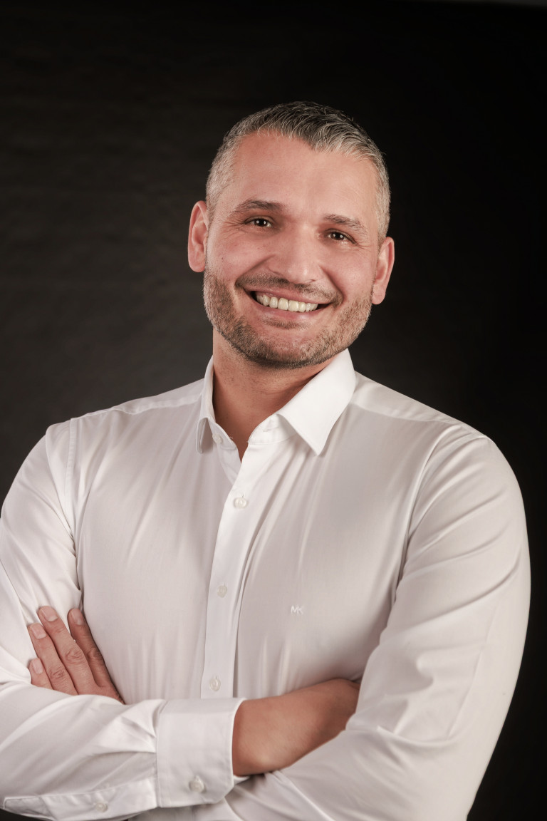 Muhammet Dal  Porträt